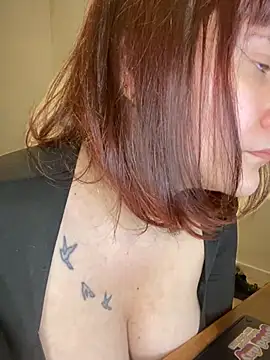 callmelouve online show from 03.01.25