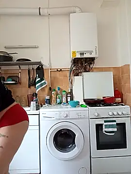 callmelouve online show from 10.16.25