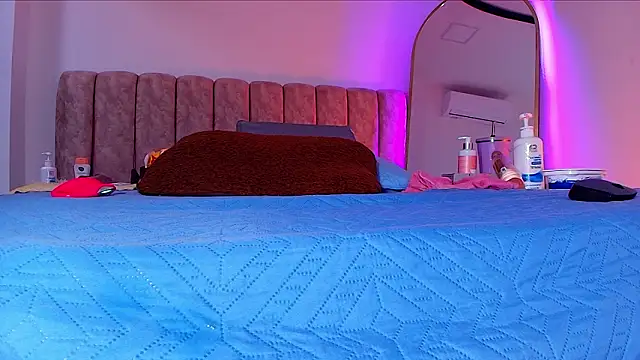  linda milk  online show from 02.26.26