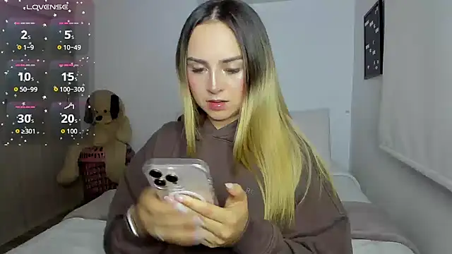 sophi mooreno online show from 02.07.26