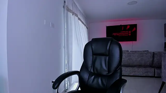 Frank Farrell online show from 02.12.25