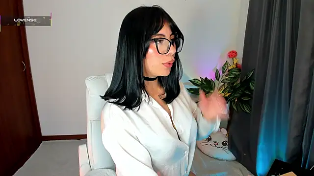 Silvanna-Moree online show from 04.09.26