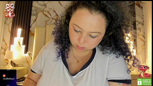 Snapshot of mollieblue69 chatting on 01.30.25 mollieblue69 online show from 01.30.25