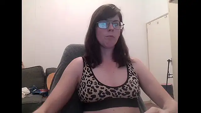 SavannaGirly online show from 01.12.26