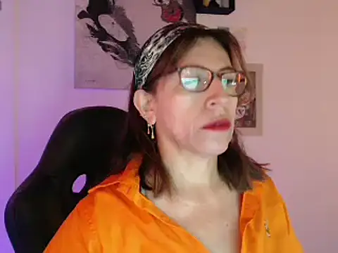 Chayla Ruiz online show from 02.11.25