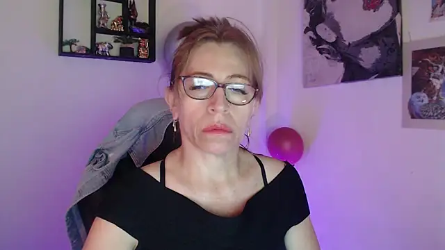 Chayla Ruiz online show from 03.22.25