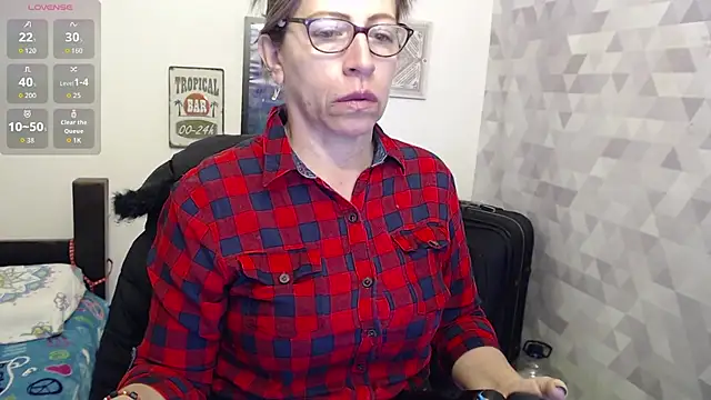 Chayla Ruiz online show from 09.16.25