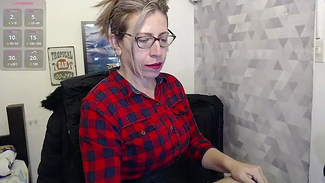 Chayla Ruiz online show from 09.21.25