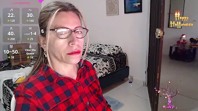 Chayla Ruiz online show from 10.23.25