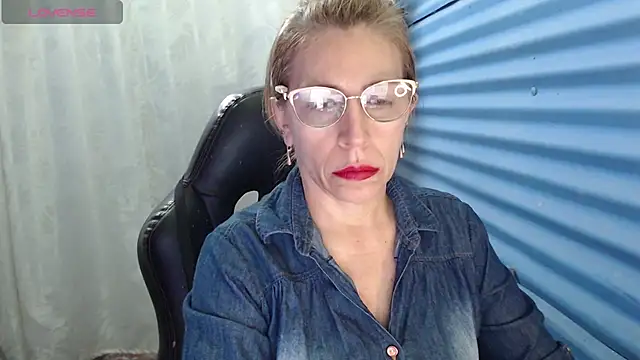 Chayla Ruiz online show from 03.26.26