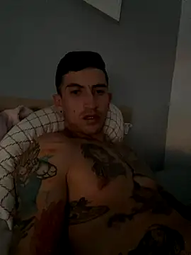 Snapshot of wethkisses chatting on 10.07.25 wethkisses online show from 10.07.25