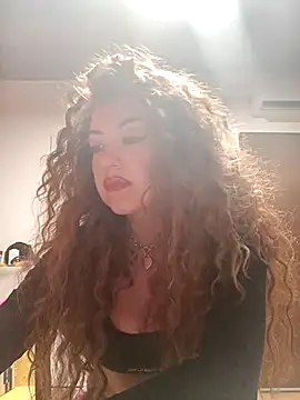 CurlyElisa online show from 04.04.26