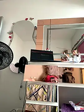 jailyncam  online show from 12.19.25