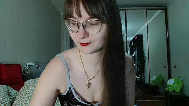 KiraGoldens online show from 04.07.26