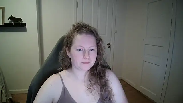 Girlnina-1995 online show from 01.08.25