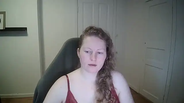 Girlnina-1995 online show from 01.13.25