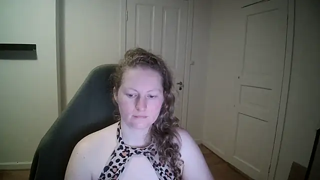 Girlnina-1995 online show from 02.12.25