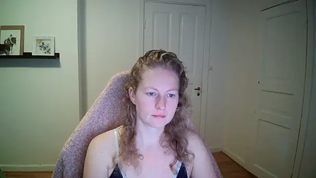 Girlnina-1995 online show from 10.08.25