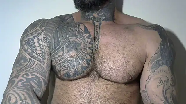 Snapshot of muscle1976 chatting on 12.23.24 muscle1976 online show from 12.23.24