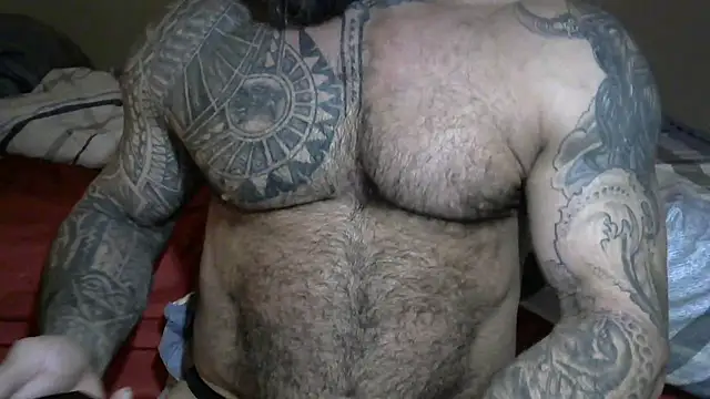 Snapshot of muscle1976 chatting on 12.30.24 muscle1976 online show from 12.30.24