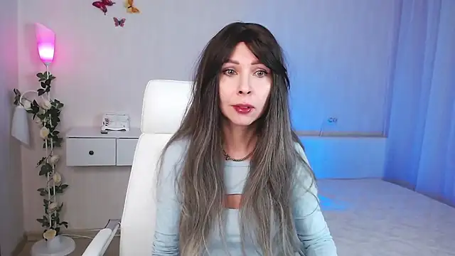 wendifoste online show from 12.17.24