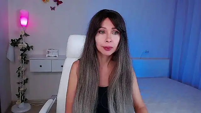 wendifoste online show from 10.24.25