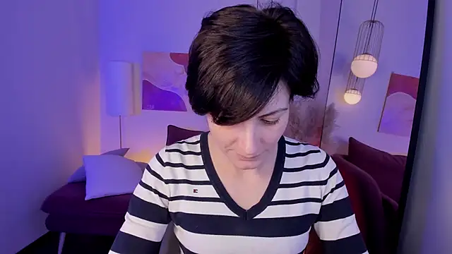 LorenDaze online show from 12.22.25