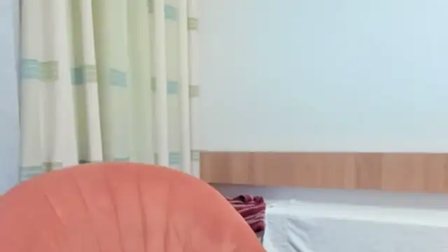 Snapshot of tamarapervert chatting on 12.16.25 tamarapervert online show from 12.16.25