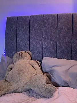 MeganKitty  online show from 12.14.25