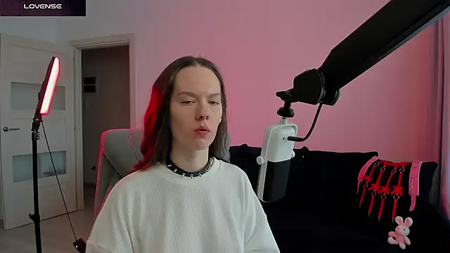 DivineBite online show from 02.18.26