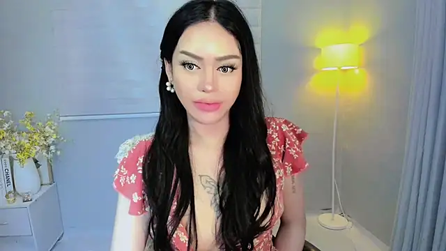 Snapshot of Patricia_fox chatting on 01.30.25 Patricia fox online show from 01.30.25