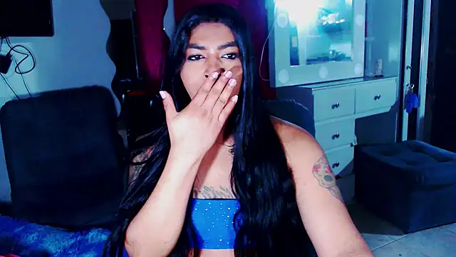 Snapshot of violet_bigcock774 chatting on 09.14.25 violet bigcock774 online show from 09.14.25