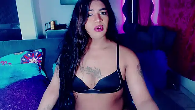 Snapshot of violet_bigcock774 chatting on 02.25.26 violet bigcock774 online show from 02.25.26