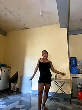 Snapshot of sweetyula chatting on 12.04.25 sweetyula online show from 12.04.25