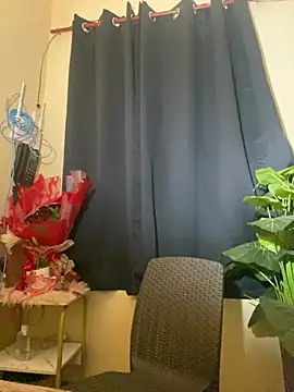 Snapshot of sweetyula chatting on 03.17.26 sweetyula online show from 03.17.26