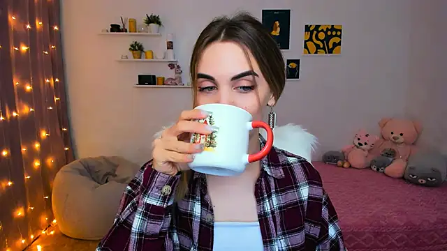 aPieceOfJoy online show from 01.11.25