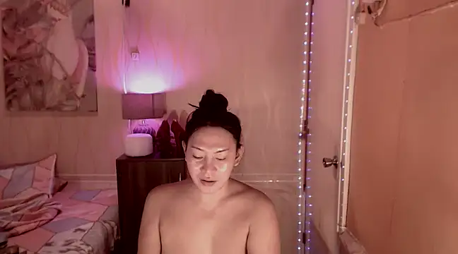 Biancafoxie online show from 12.21.24