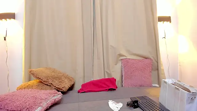 LilyBrunette online show from 07.16.26
