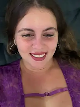 Snapshot of Samantha_official chatting on 10.02.25 Samantha official online show from 10.02.25