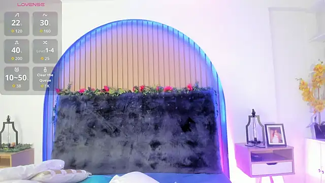 Karlagonzales  online show from 04.08.26