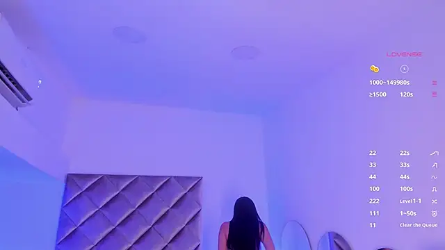 Snapshot of malaia_hills chatting on 02.20.25 malaia hills online show from 02.20.25