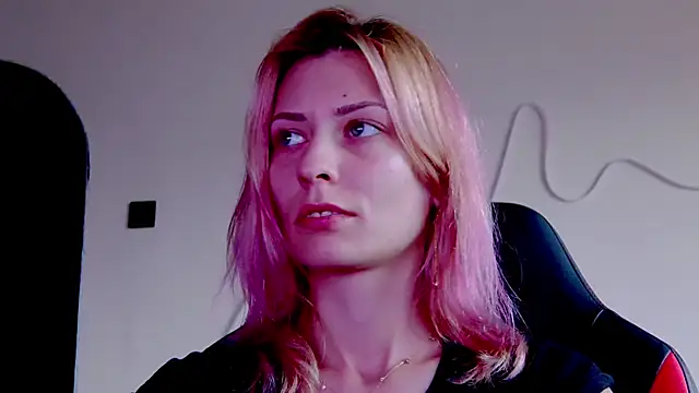 karo123421 online show from 11.04.25