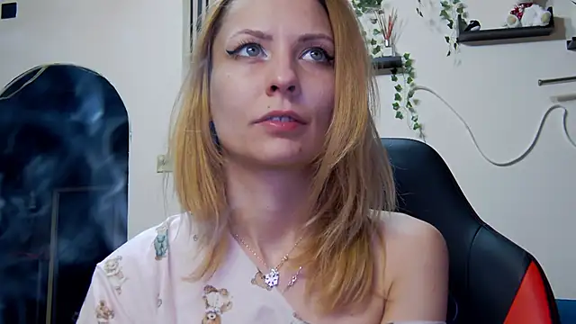 Snapshot of karo123421 chatting on 02.22.26 karo123421 online show from 02.22.26