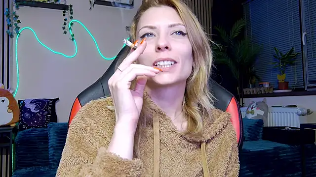 Snapshot of karo123421 chatting on 02.25.26 karo123421 online show from 02.25.26