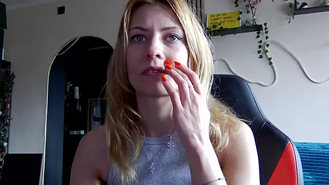 Snapshot of karo123421 chatting on 02.26.26 karo123421 online show from 02.26.26