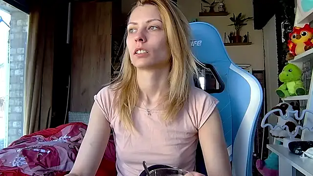 Snapshot of karo123421 chatting on 03.06.26 karo123421 online show from 03.06.26