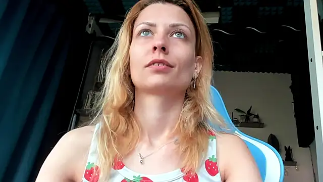 Snapshot of karo123421 chatting on 03.27.26 karo123421 online show from 03.27.26