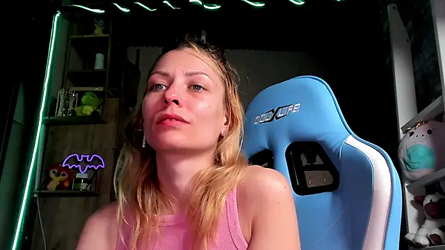 Snapshot of karo123421 chatting on 03.30.26 karo123421 online show from 03.30.26