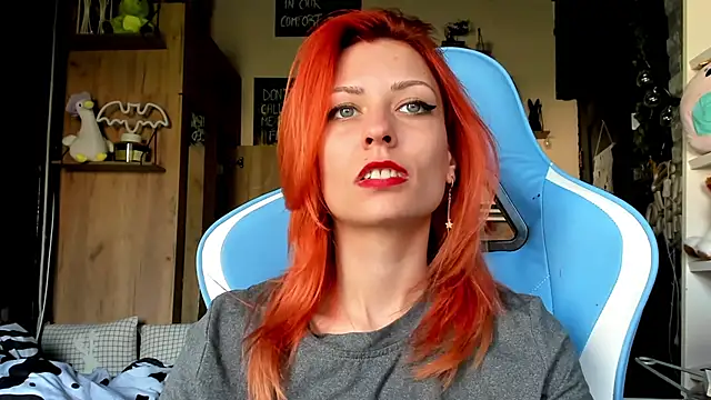 Snapshot of karo123421 chatting on 04.11.26 karo123421 online show from 04.11.26