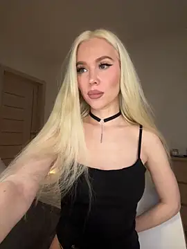 xDinnax online show from 11.05.25